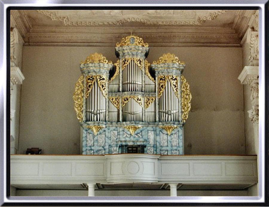 Órgano Jürgen Ahrend de la Iglesia Jesuita de Porrentruy, Suiza - Grabación del Integral de Bach por Cristina García Banegas